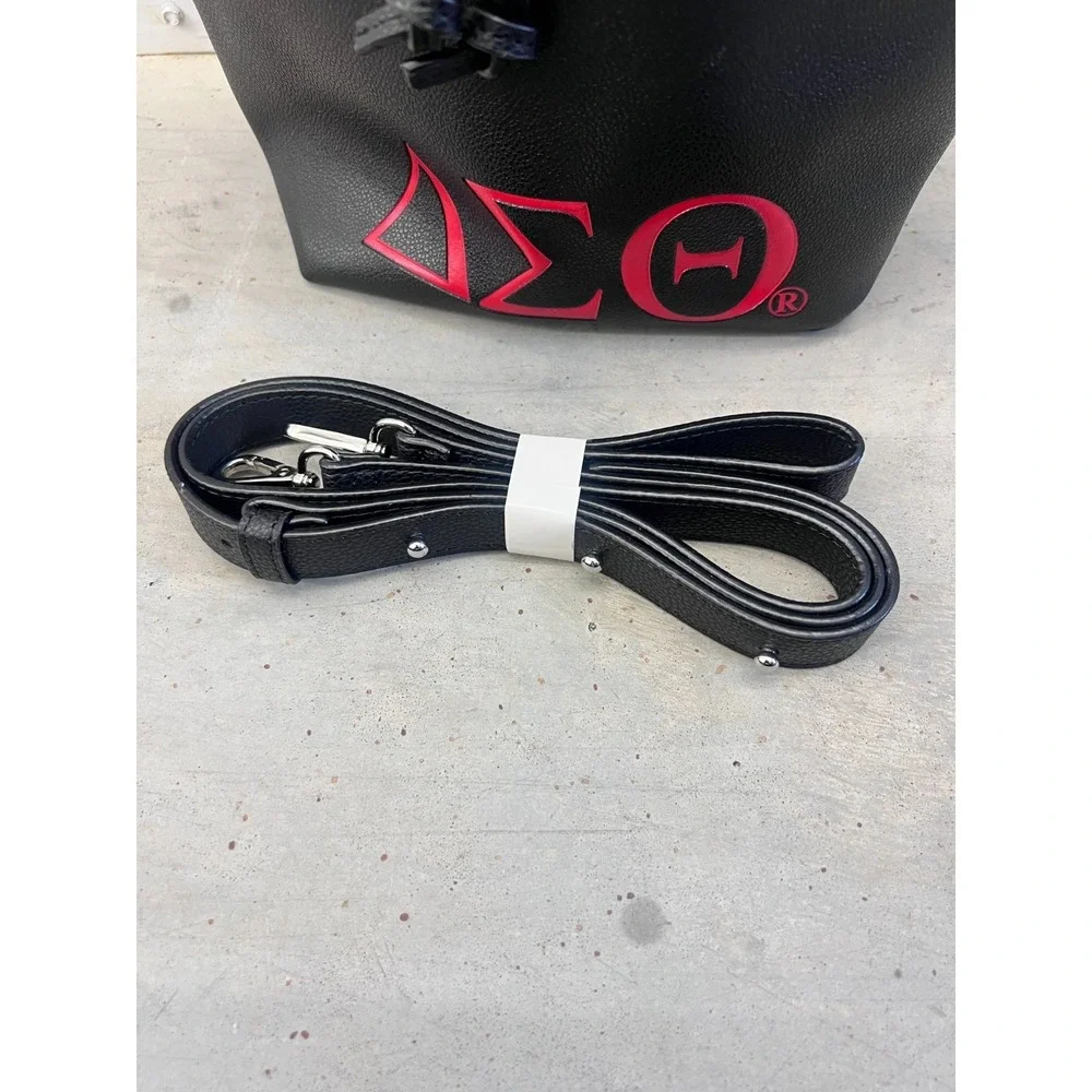 Delta Sigma Theta Sorority Bucket Bag Womens Black Red Leather Para NWOT